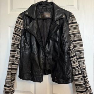 Stylish Black Leather Jacket with Patterned Sleeves